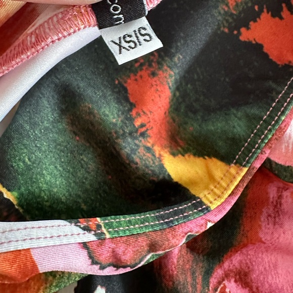 $179 retail Onzie GUC Workout Floral Set size XS/S pants S/M top - Picture 4 of 8